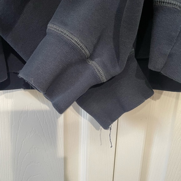 Y2K Abercrombie & Fitch navy distressed hoodie - Picture 3 of 4